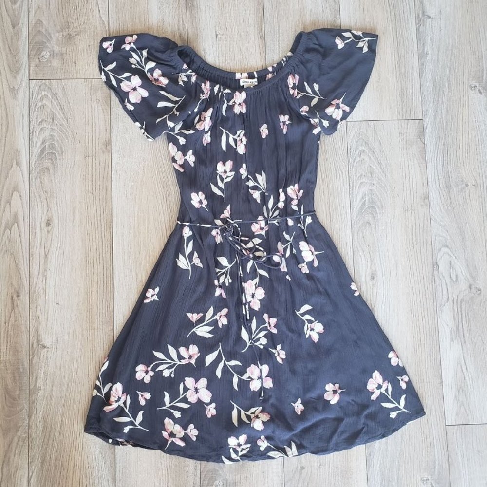 Scoop Neck Flowy Floral Dress